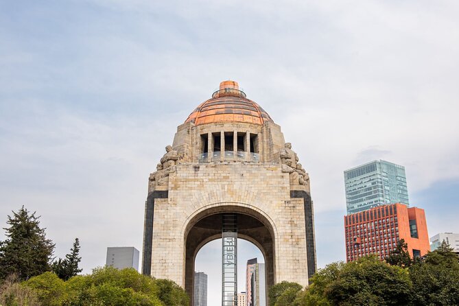 Ticket to the Revolutionary Monument - Meeting and Pickup Details