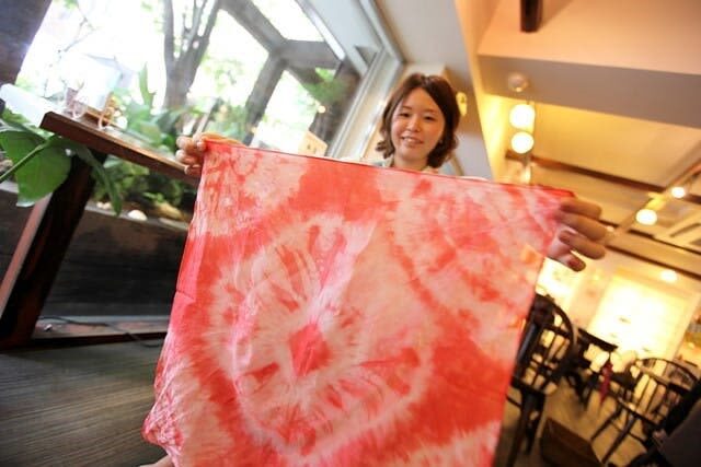 Tie-Dyeing Workshop by Yu Kobo Osaka Umeda - Making something in the middle of Umeda