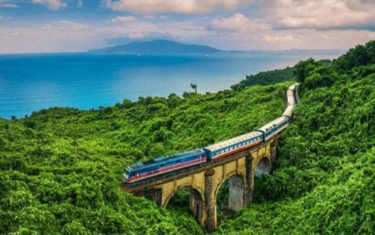 Tien Sa Port: Imperial City Hue & Sightseeing by Private Car - Tour Highlights