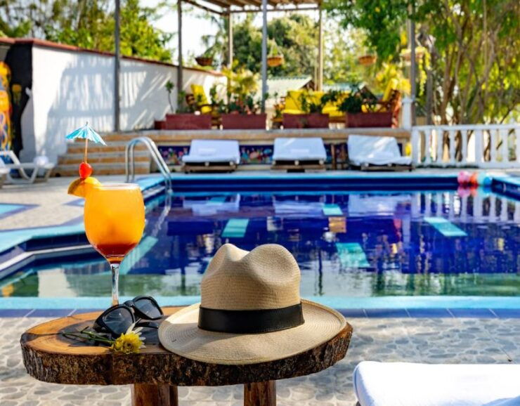 Tierra Bomba: Daytour in a Beachclub With Pool! - Good To Know