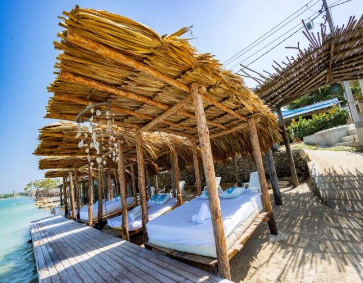 Tierra Bomba: Daytour in a Beachclub With Pool! - Tour Overview