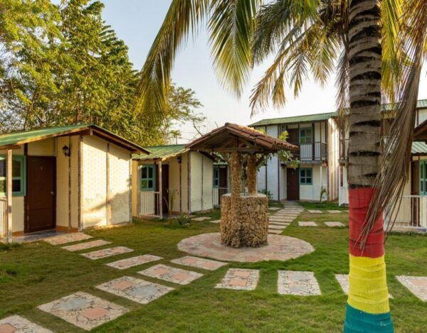 Tierra Bomba: Daytour in a Beachclub With Pool! - The Sum Up