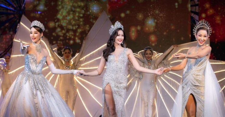 Tiffanys Show Pattaya: Cabaret Show Entry Ticket - Ticket Information