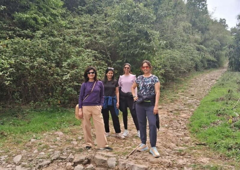 Tiger Hill Sunrise and Hiking Tour from Darjeeling - Interacting with Local Villages and Markets