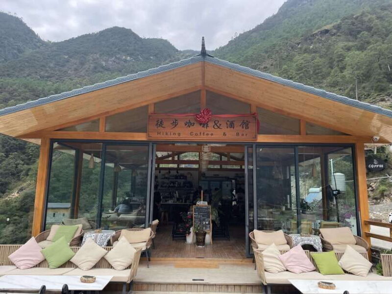 Tiger Leaping Gorge Trekking in the Canyon - The Logistics: What You Need to Know