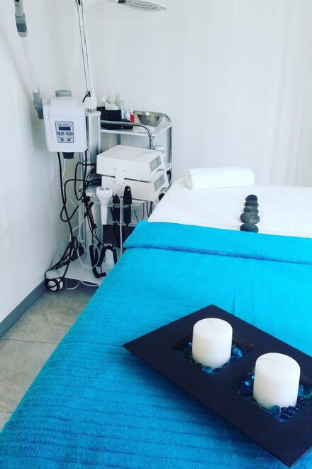 Tijuana: Facial - Deep Cleansing and Hydration - Enzymatic Peeling and Ph Balancing