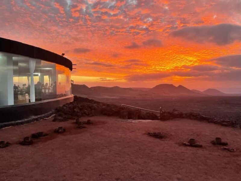 Timanfaya National Park: Evening Tour with Volcano Dinner - Authentic Insights from Reviewers