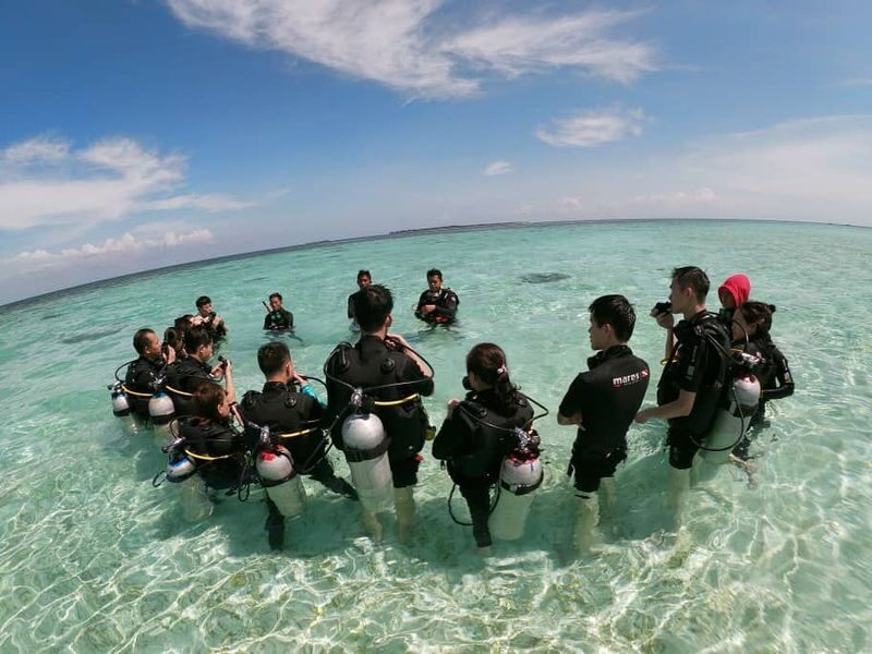 Timba-Timba, Mataking and Pom Pom Island Discover Scuba Diving in Semporna - Mataking lunch, entry fees and a second session