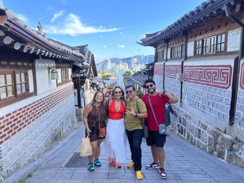 Time Travel in Seoul: Gyeongbokgung, Folk Museum & Bukchon - Authentic Experiences from Past Travelers