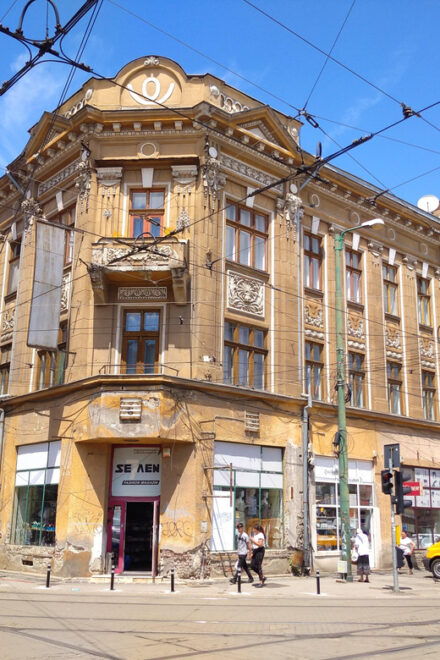 Timisoara: Dream Tour in Fabric Neighborhood - Cultural Experiences