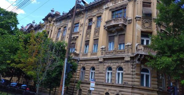 Timisoara: Dream Tour in Fabric Neighborhood - Booking and Cancellation Policies