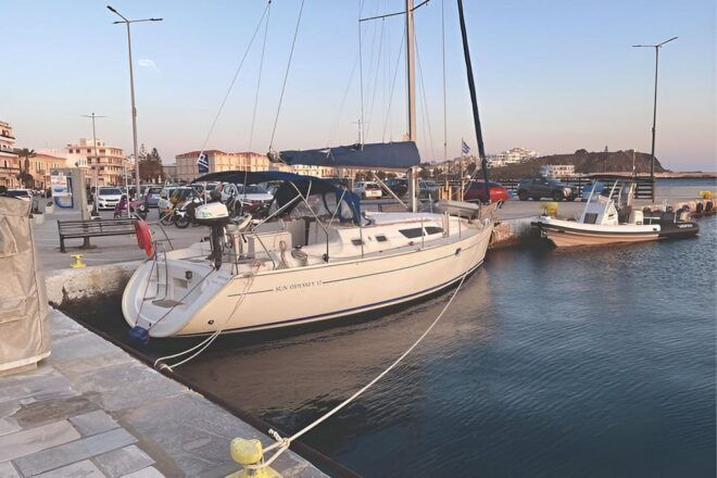 Tinos Sunset Cruise With Meal and Drinks - Included Meal and Drinks