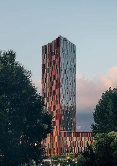 Tirana Center Walking Tour ( In French, Italian & English) - Authentic Experiences and Highlights