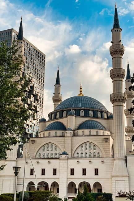 Tirana Walking Tour - Who Should Consider This Tour?