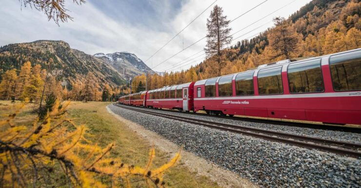 Tirano: Bernina Express One-Way Train Ticket To/From Chur - Good To Know