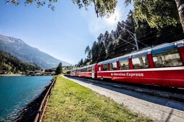 Tirano: Bernina Express One-Way Train Ticket To/From Chur - Scenic Highlights Along the Route