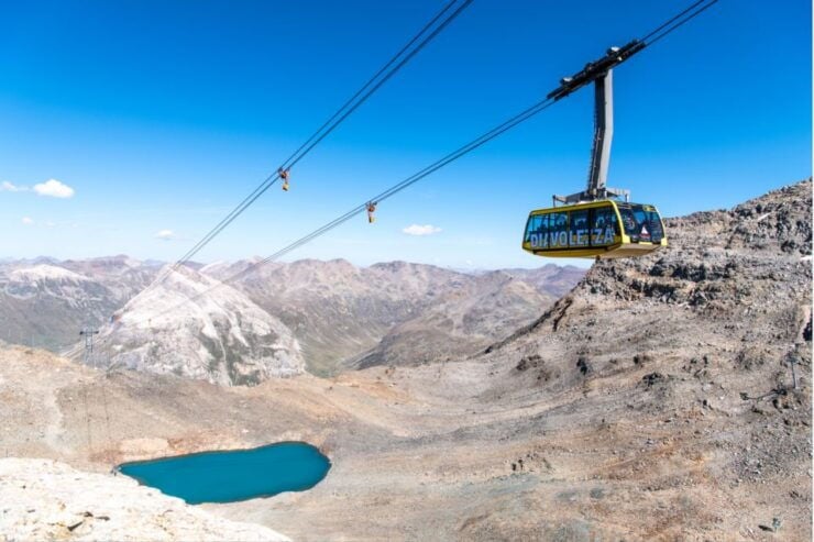 Tirano: Bernina Red Train and Cablecar to Diavolezza Refuge - Scenic Views of the Swiss Alps