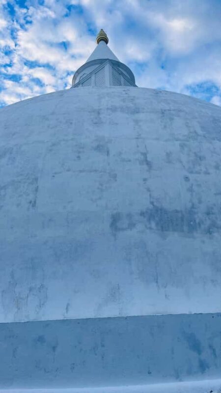 Tissamaharama: private Tuk Tuk Tour & Kataragama Temple - Good To Know