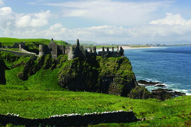Titanic Experience and Giants Causeway Tour From Belfast - Itinerary Details