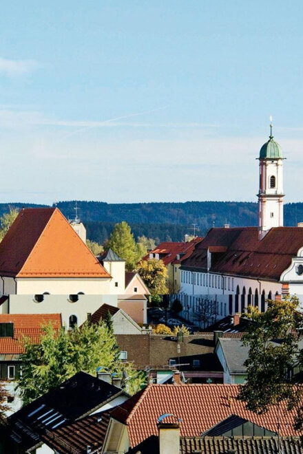 Title: Bad Wörishofen: Guided Tour Churches - Exploring the Churches