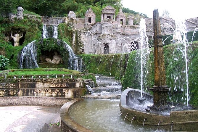 Tivoli Gardens & Hadrians Villa Full Day Guided Tour - Stunning Countryside Views