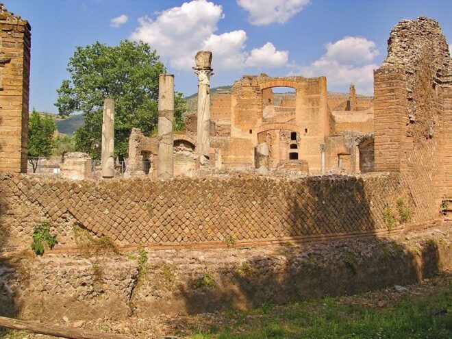 Tivoli Gardens Tour: Hadrians and DEste Villas - Private Group Experience Benefits