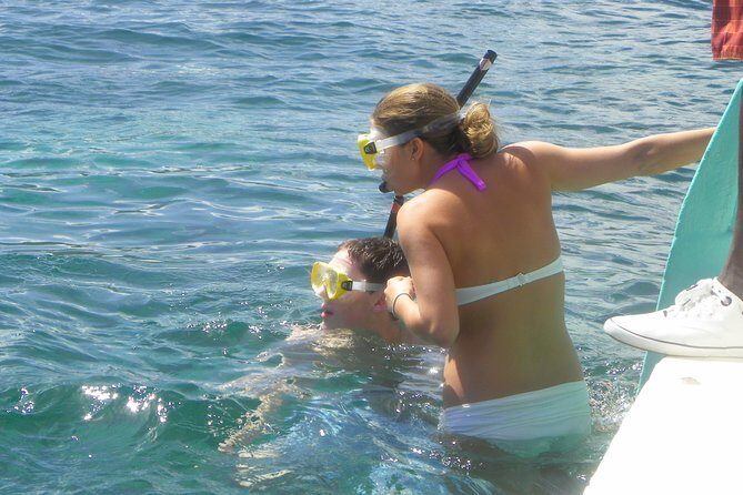 Tobago Buccoo Reef Glass Bottom Boat Cruise and Island Sightseeing Tour - An In-Depth Look at the Tour Experience