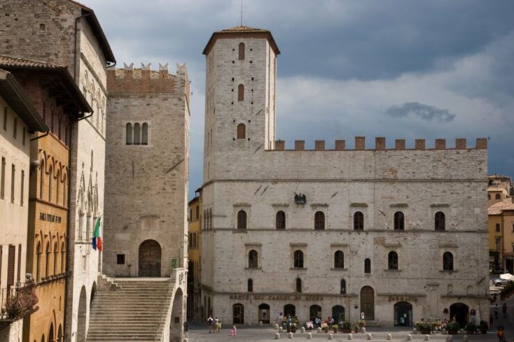Todi: Old Town Guided Walking Tour - Tour Details