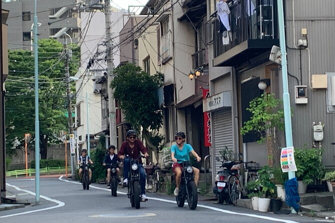 Tokyo 3-Hour Guided E-bike Cycling Tour of the Citys Hidden Gems - Marveling at Tokyo Tower