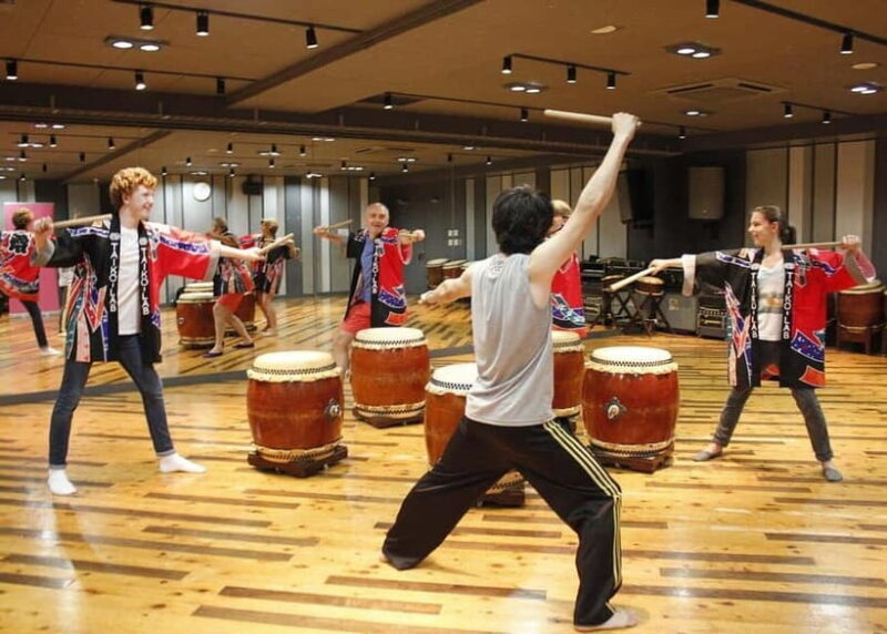 Tokyo 6hr Private Guided Tour & Wadaiko Drumming Experience - Who Should Consider This Tour?
