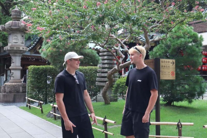 Tokyo: Akasaka Walking Tour with Temple Visit - What’s Included and What to Keep in Mind