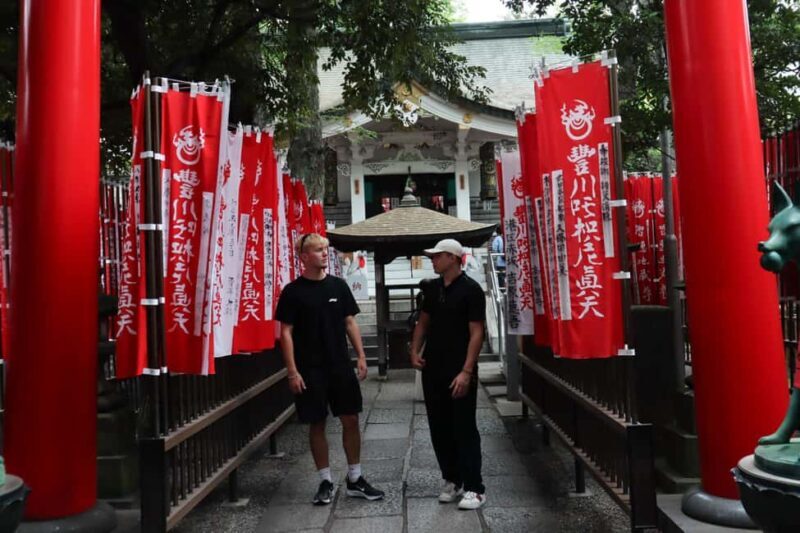 Tokyo: Akasaka Walking Tour with Temple Visit - The Sum Up