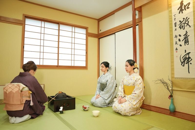 Tokyo Asakusa Kimono & Tea Ceremony Experience - Choose your experience before you arrive