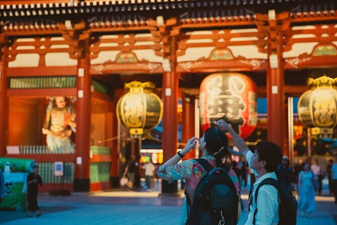 Tokyo: Asakusa Photogenic Night Walk with 1 drink - Discovering Asakusa After Dark: What You Can Expect
