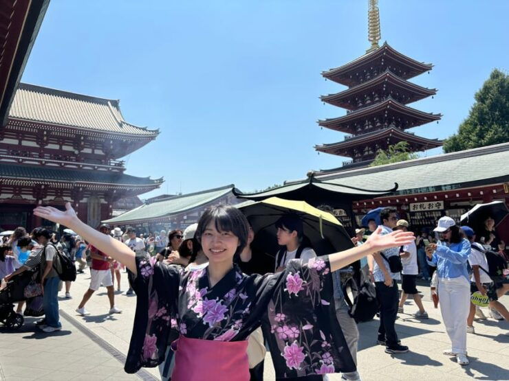 Tokyo: Asakusa Private Tour With Street Food Tasting - Experience Highlights