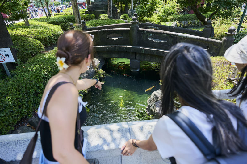 Tokyo: Asakusa & Sensoji ー Oldest Temple Walking Tour (2hrs) - Hoppy Street, Denboin Street, and the supermarket