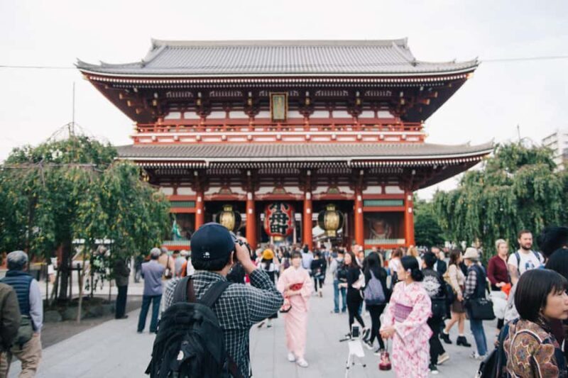 Tokyo: Asakusa Tour with Sensoji Temple, Skytree & Snacks - Authentic and Well-Praised Guides
