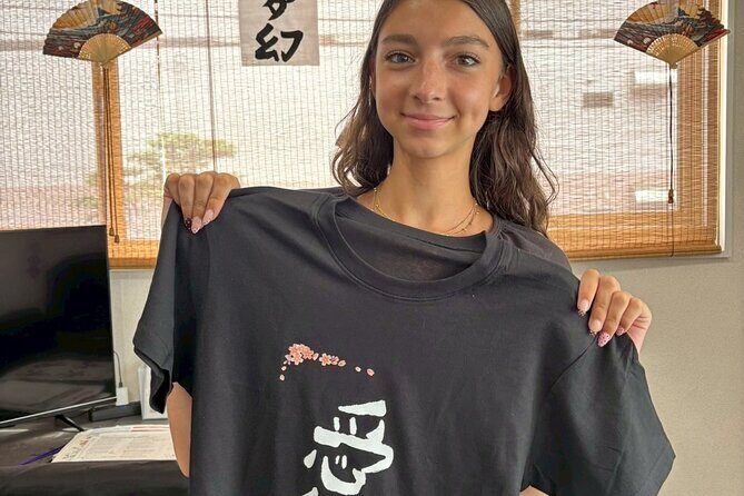 Tokyo AsakusaCalligraphy & Make T-shirt Activity - Personalizing Your Creation