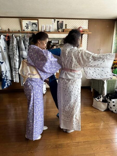 Tokyo: Authentic Japanese Dance Class, Kimono & Souvenirs - Recommended Attire