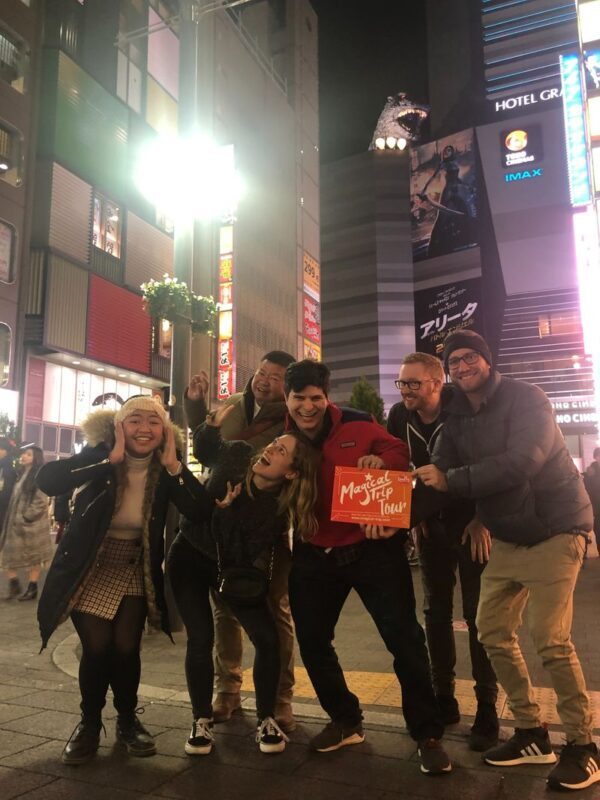 Tokyo Bar Hopping in Shinjuku: Free-flow, Full Dinner, Golden Gai - What the price covers, and what it doesn’t