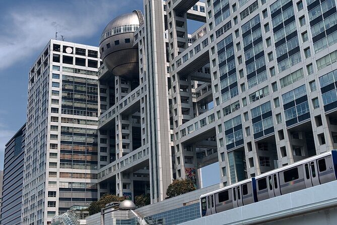 Tokyo Bay and Tsukiji Fish Market - A Balanced Look at the Tour