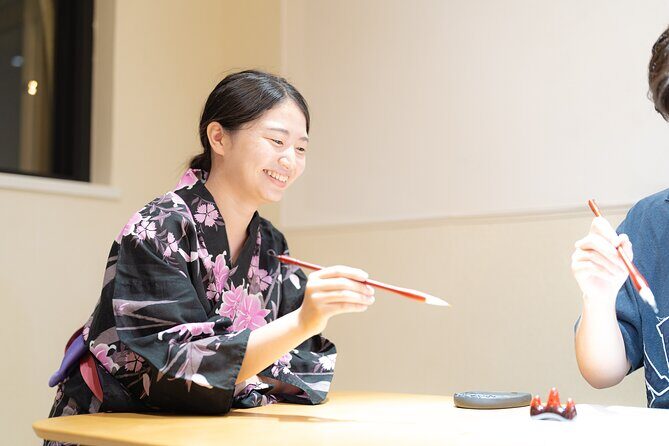 Tokyo: Calligraphy Experience at Japanese Room in Shibuya - What the Experience Entails