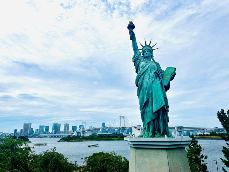 Tokyo City Full Day Tour With Pick-Up & Drop-Off - Good To Know