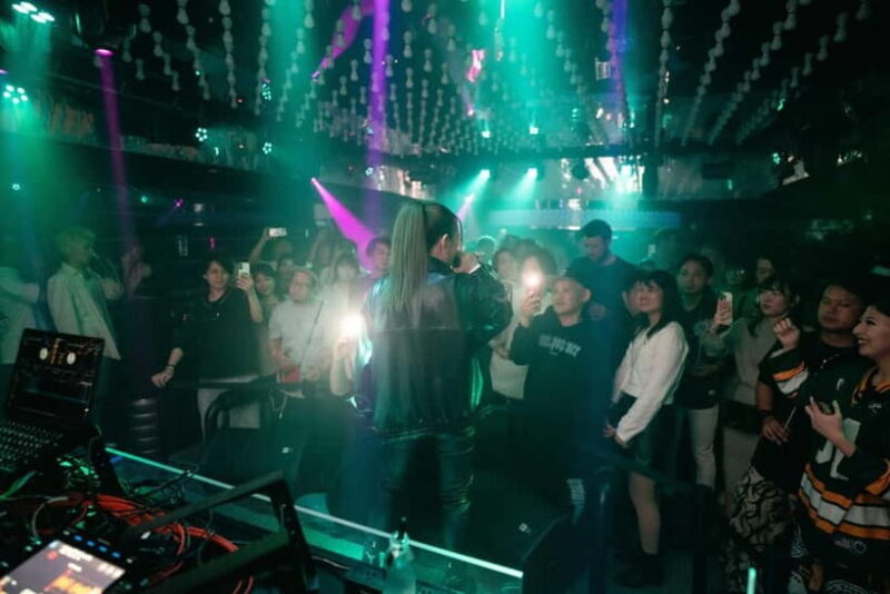 Tokyo: Cross Roppongi Karaoke Nightclub Ticket (For Foreign) - Tokyo: Cross Roppongi Karaoke Nightclub Ticket (For Foreign) – A Deep Dive