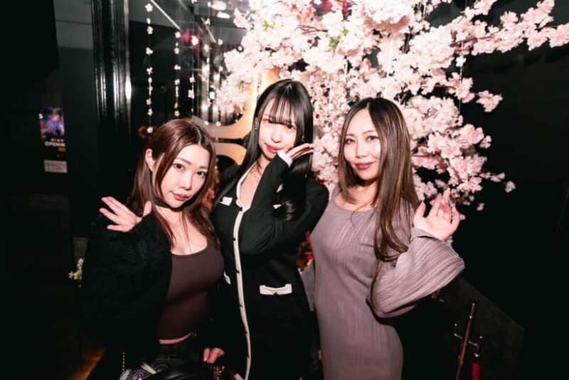 Tokyo: Cross Roppongi Karaoke Nightclub Ticket (For Foreign) - Practical Details and Tips