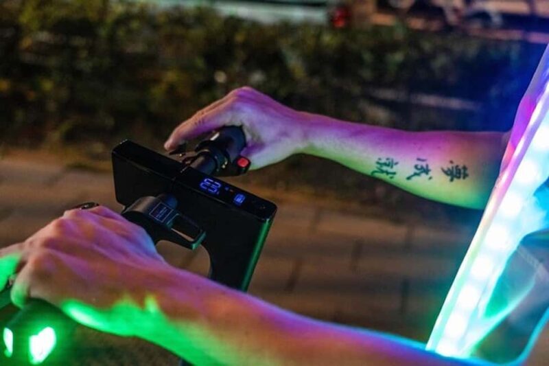 Tokyo: E-scooter Ride around the Imperial Palace area - Good To Know