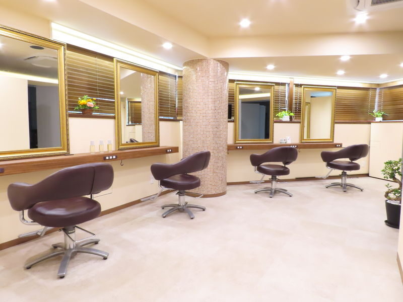 Tokyo Ebisu High-end Japanese Hair Salon Mignon - At a glance