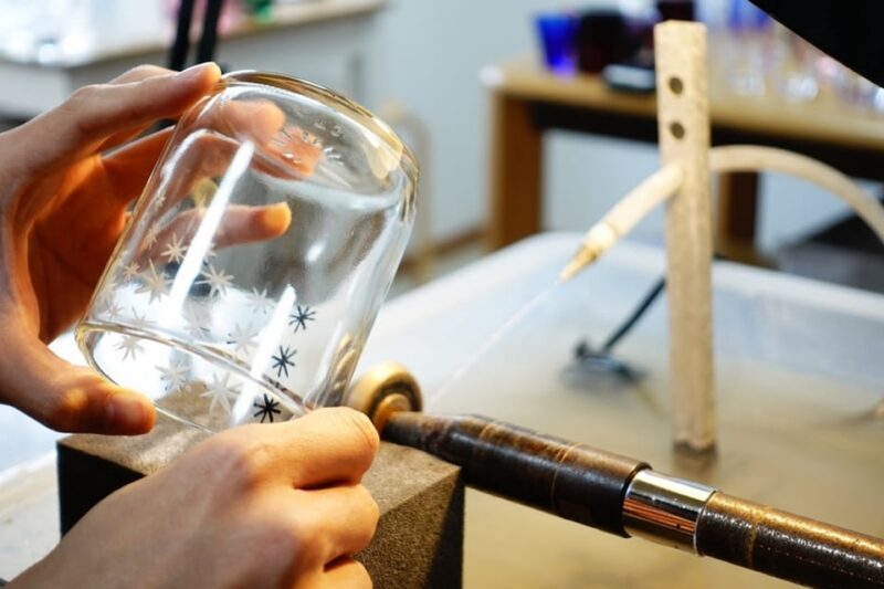 Tokyo: Edo Kiriko Traditional Glass Carving Class - The Quality of the Guides and the Experience