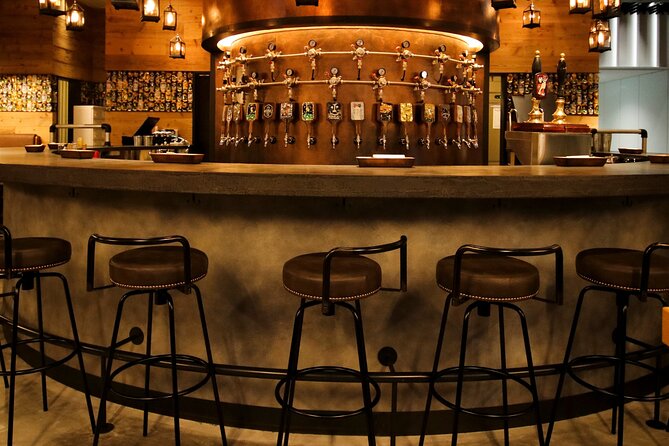 Tokyo Exclusive Walking Night Art and Barhopping Tour - Tour Highlights