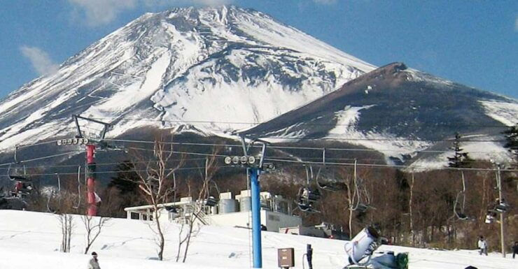 Tokyo: Fuji Mountain Skiing and Hot Spring Day Trip - Good To Know